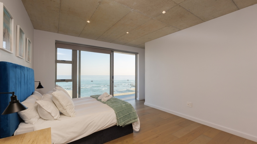 5 Bedroom Property for Sale in Suiderstrand Western Cape
